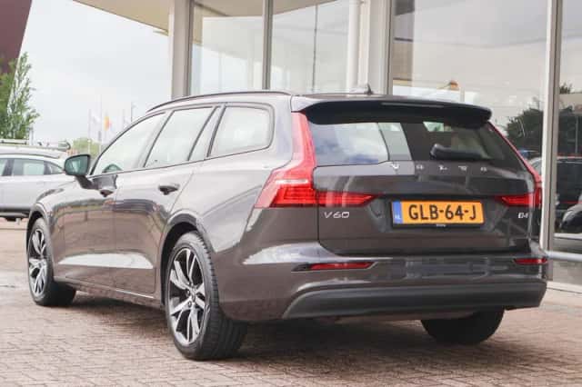 Volvo V60 (2024) thumbnail 12