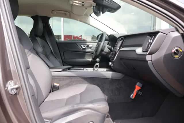 Volvo V60 (2024) thumbnail 15