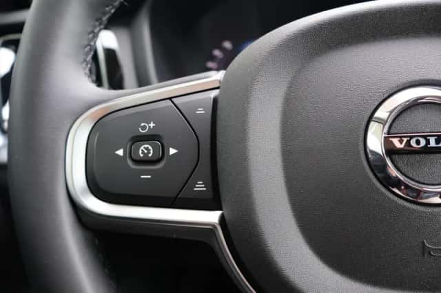 Volvo V60 (2024) thumbnail 24