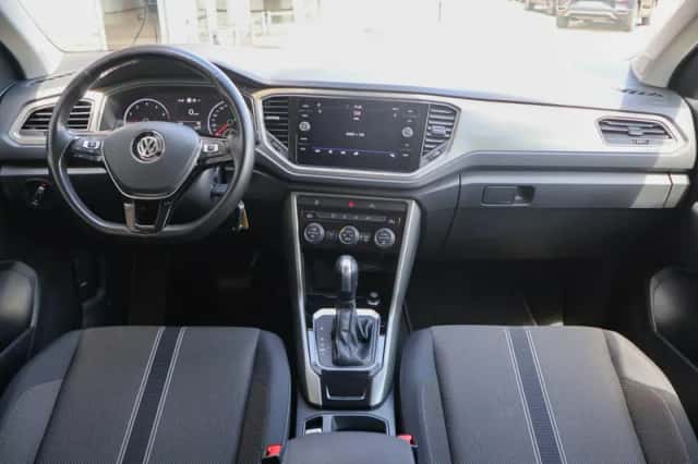 Volkswagen T-Roc (2020) thumbnail 5