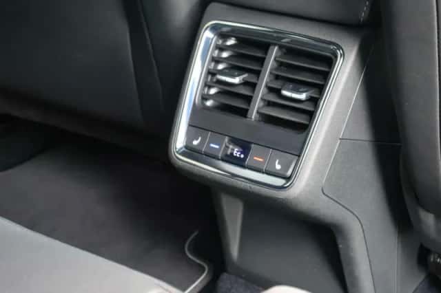 Škoda Enyaq (2021) thumbnail 21