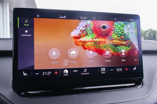 Škoda Enyaq (2021) thumbnail 39