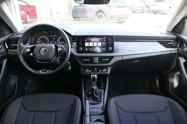 Škoda Kamiq (2022) thumbnail 5