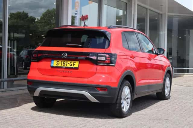 Volkswagen T-Cross (2021) thumbnail 2