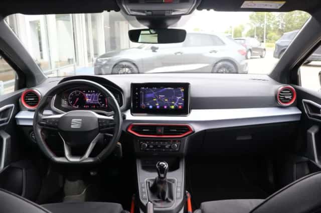 SEAT Ibiza (2022) thumbnail 5