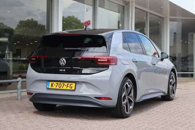 Volkswagen ID.3 (2020) thumbnail 2