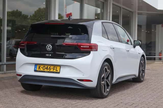 Volkswagen ID.3 (2020) thumbnail 2