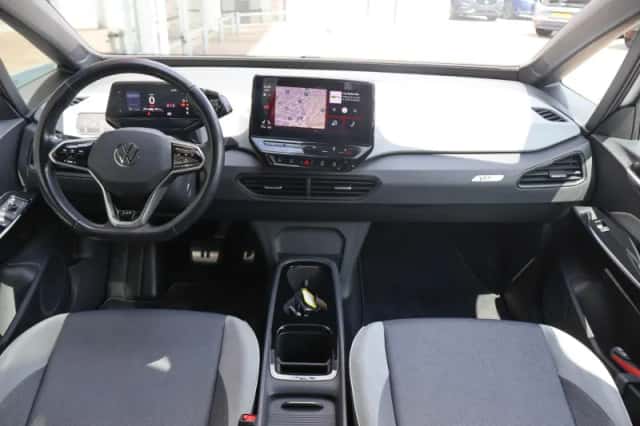 Volkswagen ID.3 (2020) thumbnail 5