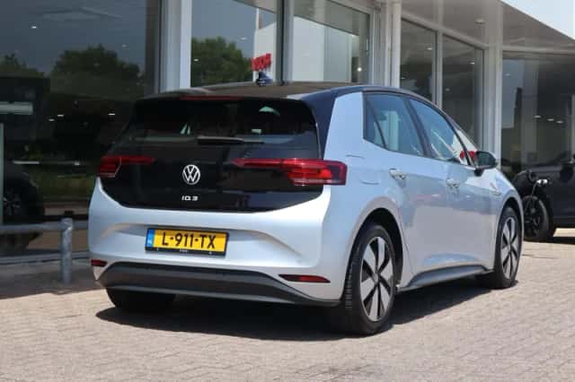 Volkswagen ID.3 (2020) thumbnail 2