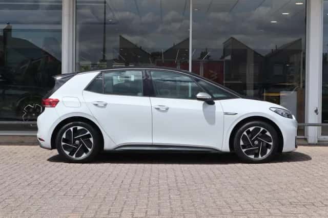 Volkswagen ID.3 (2020) thumbnail 3