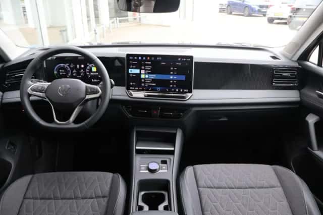 Volkswagen Tiguan (2026) thumbnail 5
