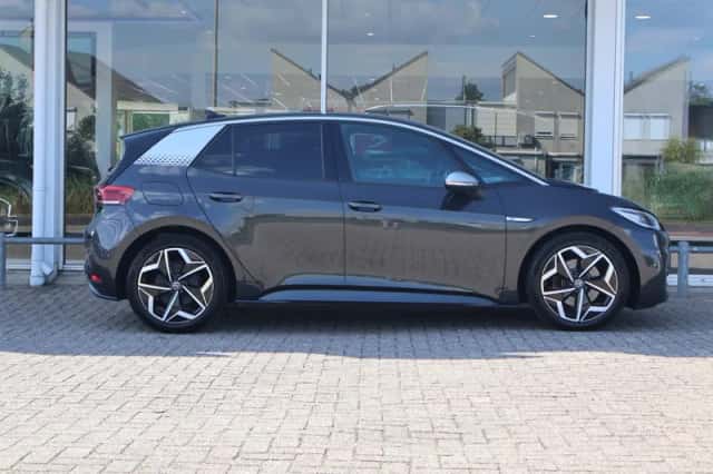 Volkswagen ID.3 (2020) thumbnail 3