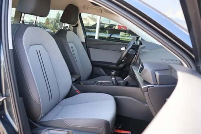 SEAT Leon Sportstourer (2023) thumbnail 4