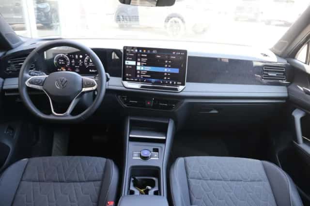 Volkswagen Tiguan (2026) thumbnail 5