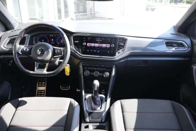 Volkswagen T-Roc (2022) thumbnail 5