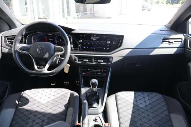 Volkswagen Polo (2022) thumbnail 5