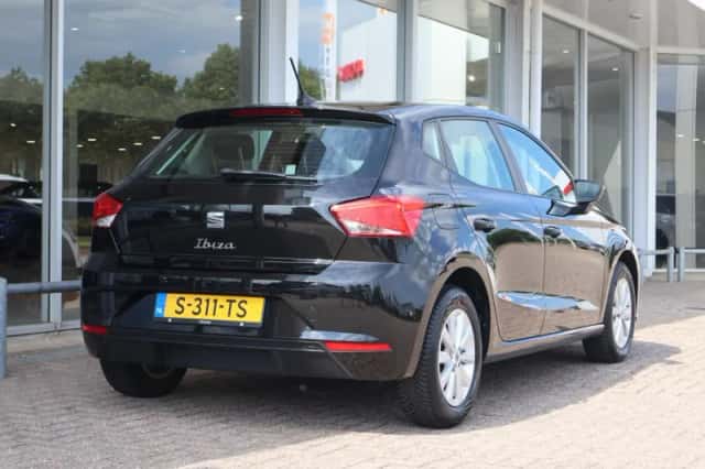 SEAT Ibiza (2023) thumbnail 2