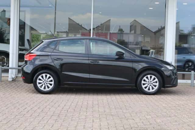 SEAT Ibiza (2023) thumbnail 3