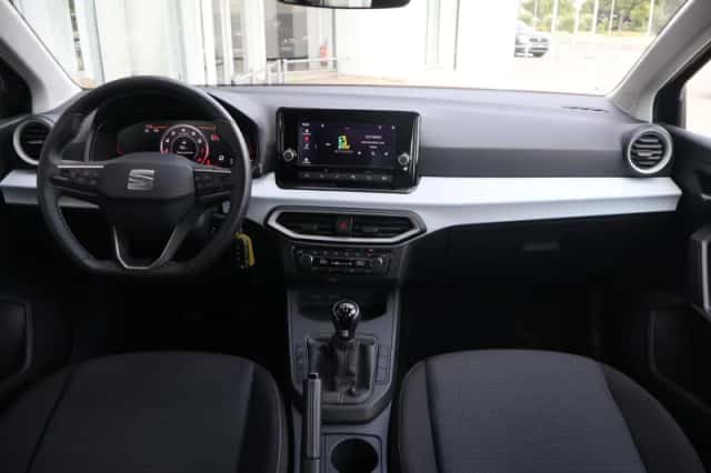 SEAT Ibiza (2023) thumbnail 5