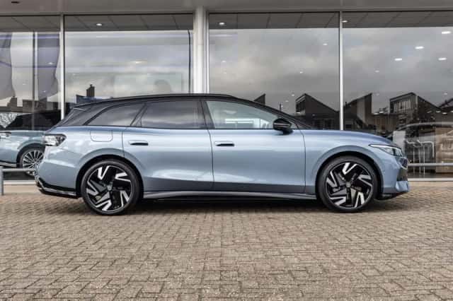 Volkswagen ID.7 (2026) thumbnail 3