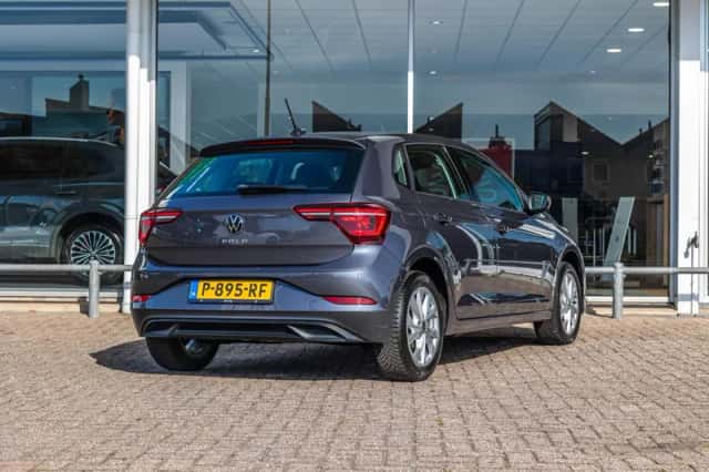 Volkswagen Polo (2022) thumbnail 2