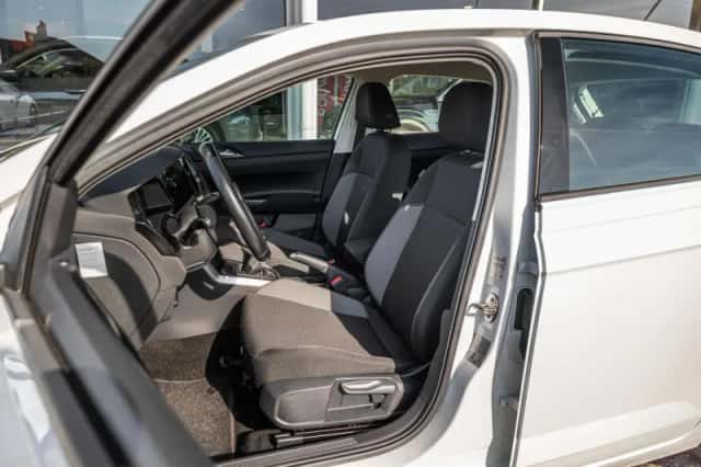 Volkswagen Polo (2022) thumbnail 4