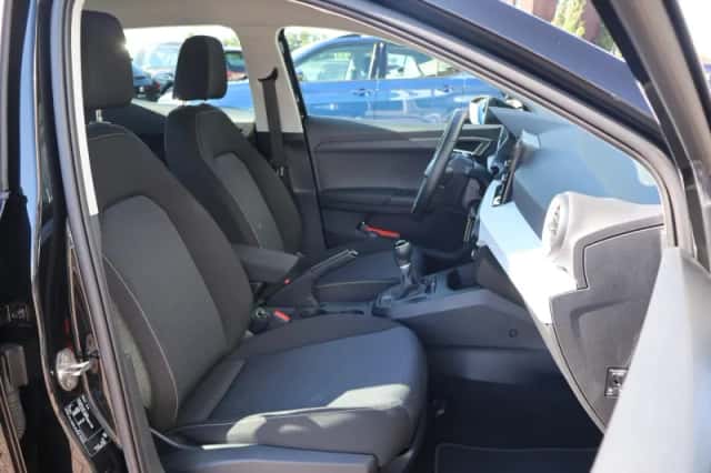 SEAT Ibiza (2023) thumbnail 4