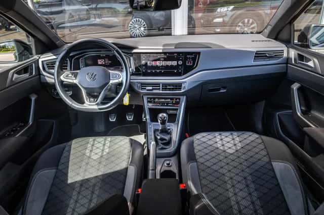 Volkswagen Polo (2022) thumbnail 5
