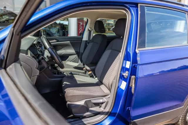 Volkswagen T-Cross (2023) thumbnail 4