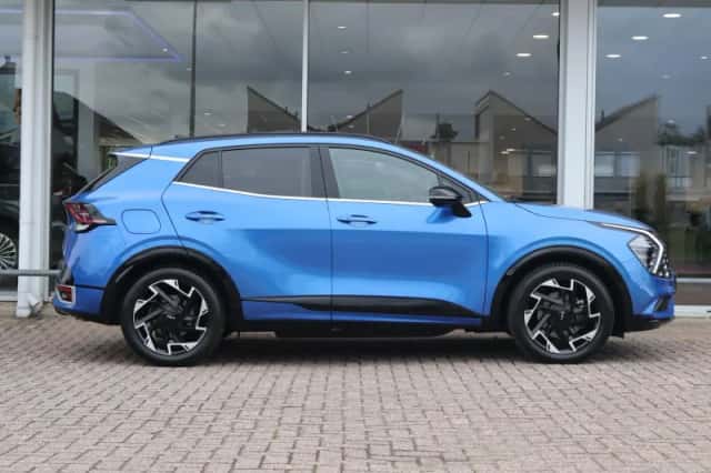 Kia Sportage (2023) thumbnail 3