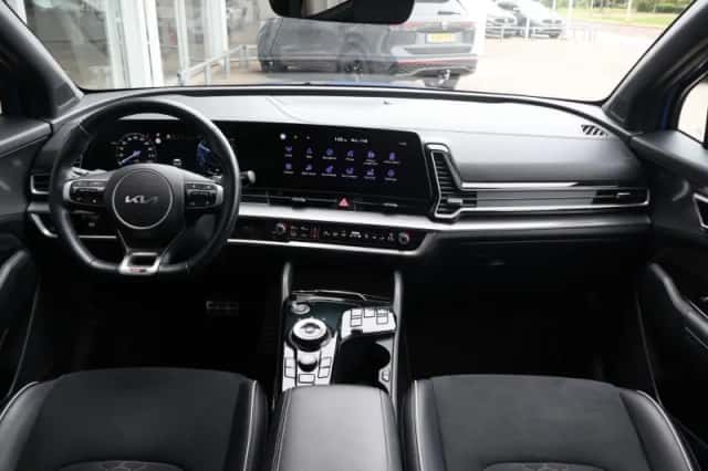 Kia Sportage (2023) thumbnail 4