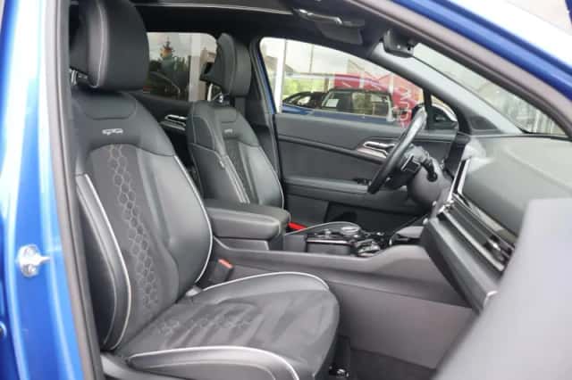 Kia Sportage (2023) thumbnail 5
