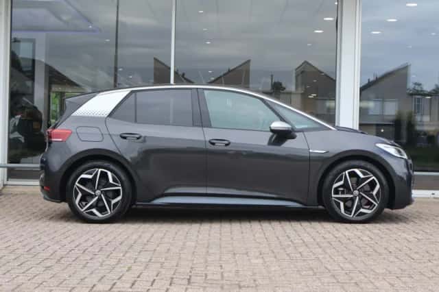 Volkswagen ID.3 (2020) thumbnail 3