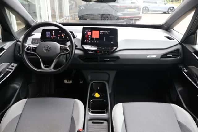 Volkswagen ID.3 (2020) thumbnail 5