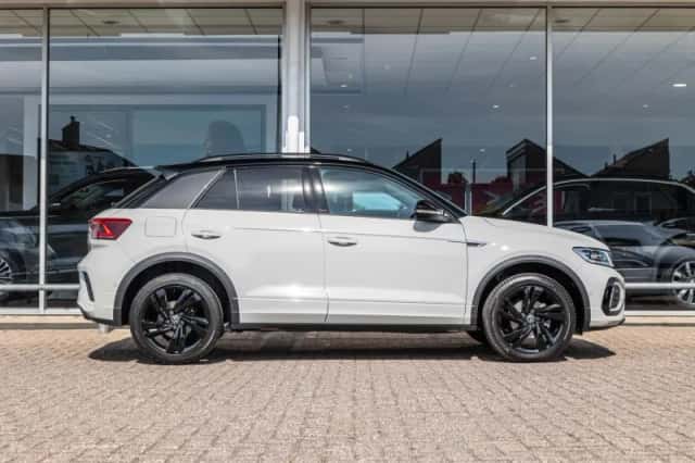 Volkswagen T-Roc (2025) thumbnail 3
