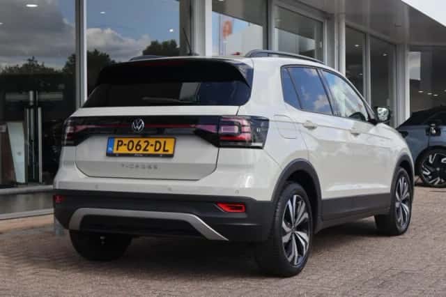 Volkswagen T-Cross (2022) thumbnail 2