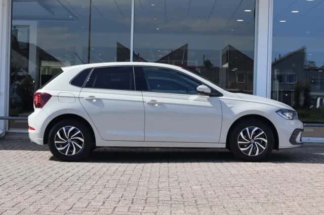 Volkswagen Polo (2024) thumbnail 3
