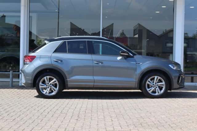 Volkswagen T-Roc (2025) thumbnail 3