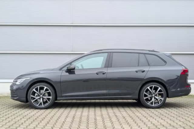 Volkswagen Golf (2024) thumbnail 11