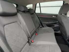 Volkswagen Golf (2024) thumbnail 14