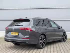 Volkswagen Golf (2024) thumbnail 3