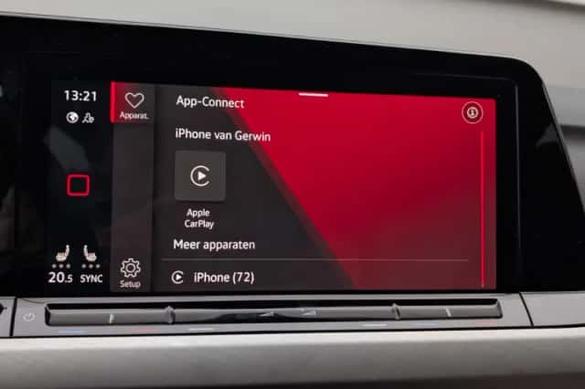 Volkswagen Golf (2024) thumbnail 31