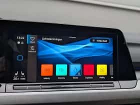 Volkswagen Golf (2024) thumbnail 32