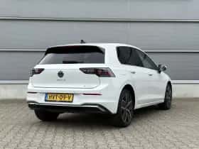 Volkswagen Golf (2025) thumbnail 3
