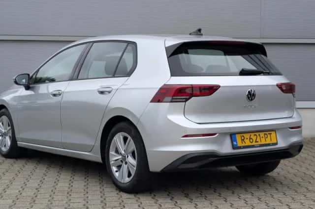 Volkswagen Golf (2022) thumbnail 11