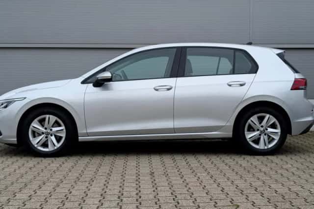 Volkswagen Golf (2022) thumbnail 12
