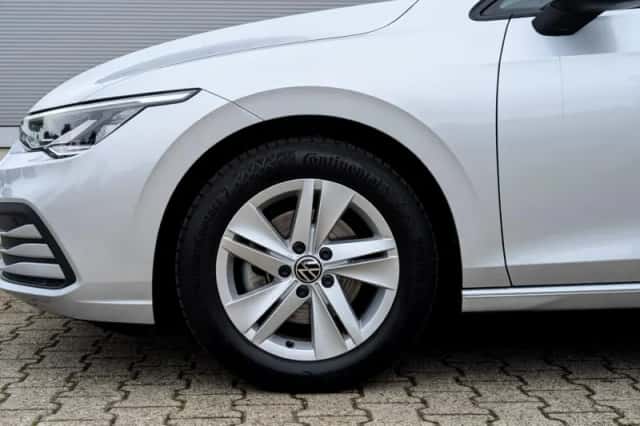 Volkswagen Golf (2022) thumbnail 13