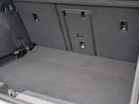 Volkswagen Golf (2022) thumbnail 17