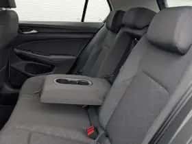 Volkswagen Golf (2022) thumbnail 18