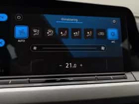 Volkswagen Golf (2022) thumbnail 28